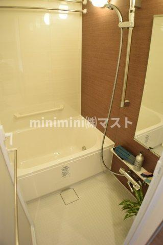 パークアクシス本町の浴室