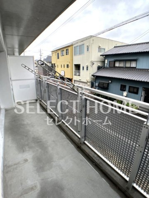 【バルコニー】 | カーサベルジオーノ | バルコニー付きです