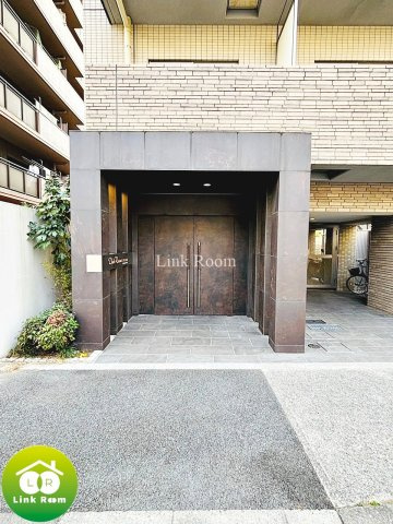 ディアレイシャス菊川のエントランス