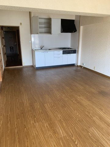 ルーチェ香住ヶ丘の居間・リビング
