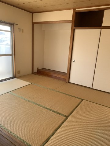 ルーチェ香住ヶ丘の和室