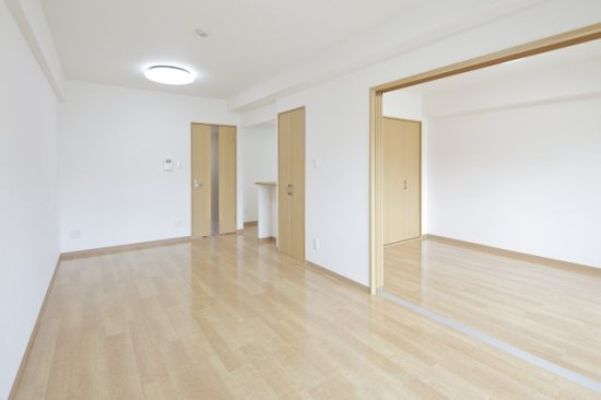 プランドール藤久の居間・リビング