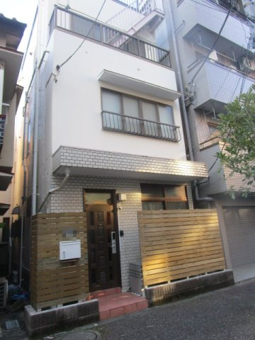 江戸川区北小岩６丁目の旅館の外観