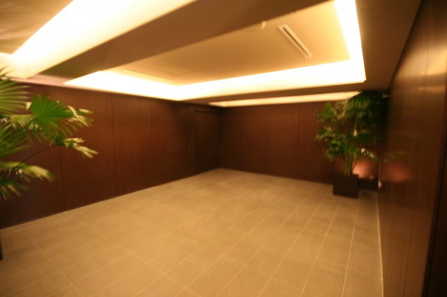 【エントランス】