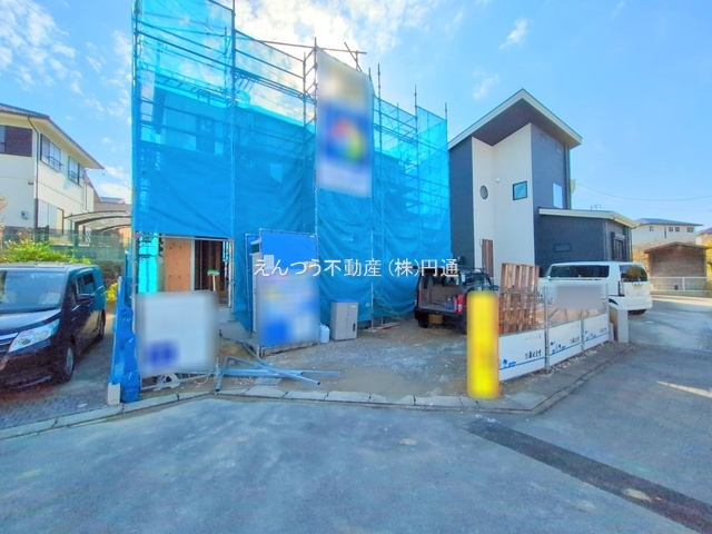 ハートフルタウン赤池町箕ノ手の前面道路含む現地写真