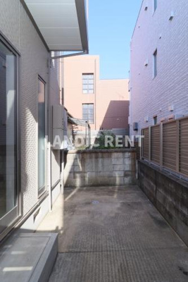 【庭】 | フローラ藤崎