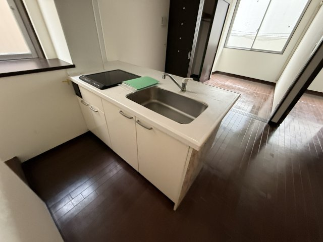 フローレス緑地公園のキッチン