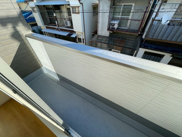 「観月橋」駅徒歩１０分◆家事動線良好な４ＬＤＫ◆全室２面採光で陽当り通風良好◆伏見区向島庚申町３期のバルコニー|バルコニー