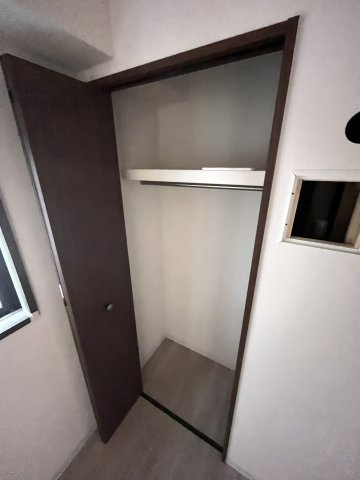 中野町２丁目新築の収納