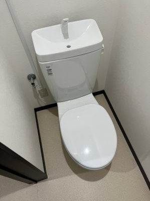 【トイレ】 | TJ粉河B | 落ち着いた色調のトイレです