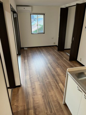 【居間・リビング】 | TJ粉河B | ゆったり過ごせるリビングです