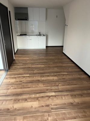 【居間・リビング】 | TJ粉河B | おしゃれなリビングです