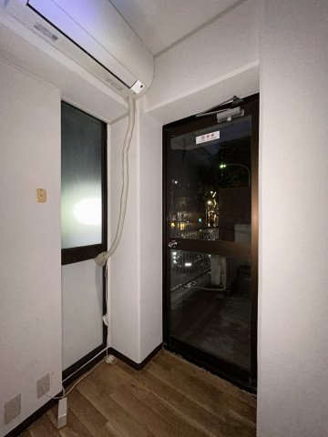 ソフトタウン青山のロビー