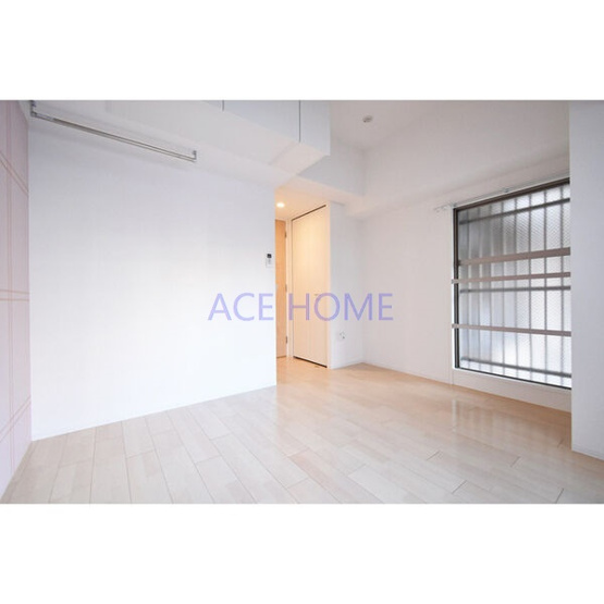 【居間・リビング】 | SERENiTE本町reflet