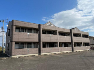 【駐車場】 | カナール | 駐車場に車を止められます