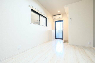 【居間・リビング】 | ＭＥＬＤＩＡ松島四丁目 |  