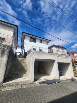 【外観】 | 安芸郡熊野町城之堀九丁目　戸建 | 令和8年3月　外壁塗装・シロアリ防御工事済み　エス・バイ・エルの注文住宅