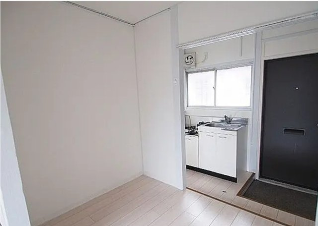 大阪市西成区天下茶屋東　文化住宅のダイニング