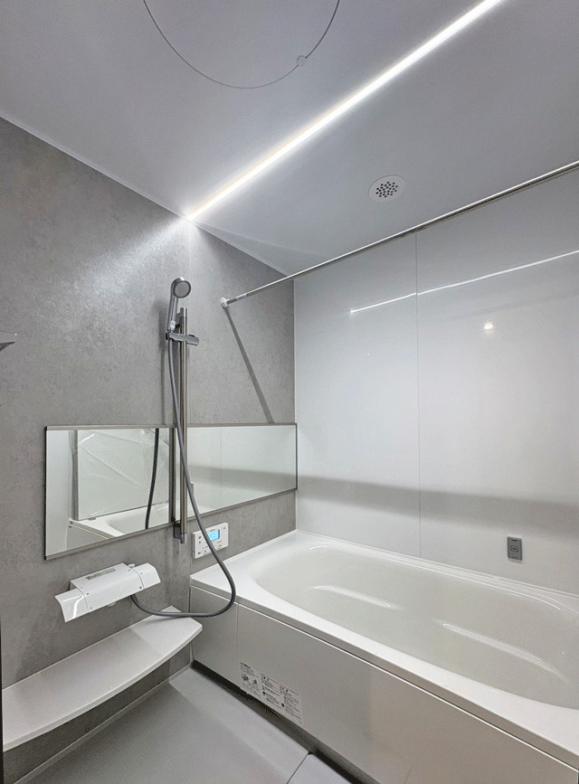 仙台市太白区中田町二軒橋　の浴室