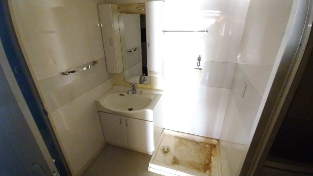 プレジデント箕面A棟の洗面所