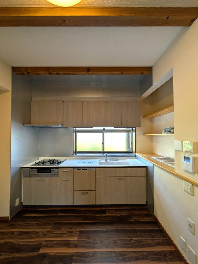 高知市福井町　　中古一戸建てのキッチン|お料理しやすいキッチンです