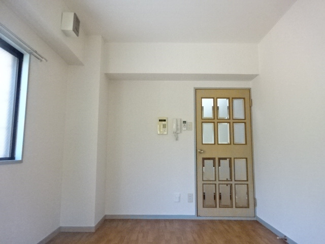 アルペジオの居間・リビング