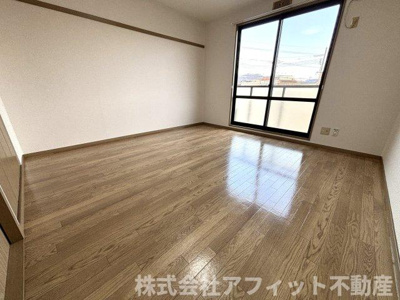 【居間・リビング】 | Ⅰ・Ｓ・Ｋスクエア | 洋室8帖