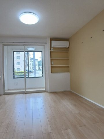 ハピアス鎌田の居間・リビング