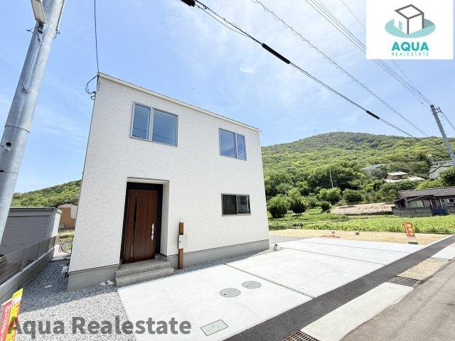 オール電化デザイナーズハウス坂出市谷町⑤の駐車場