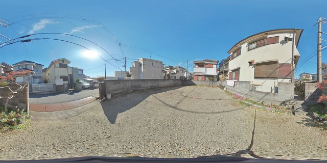 明石市魚住町清水土地の外観|【現地土地写真】土地面積を有効に活用できる整った区画形成。建築設計がしやすく、ご希望のプランや住まい作りの選択肢が広がります。