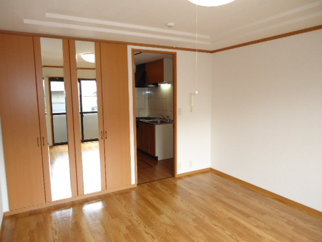 エスフィールドアサマ　　刈谷市近郊の賃貸はクラスホーム刈谷店の内装|洋室（102）（イメージ）