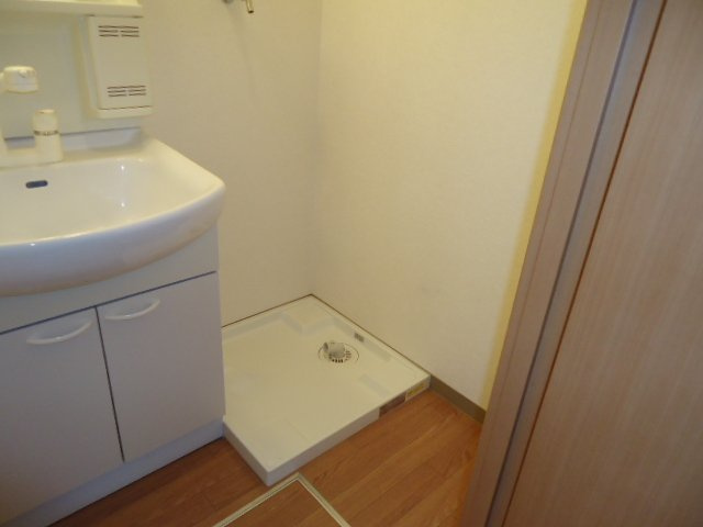 エスフィールドアサマ　　刈谷市近郊の賃貸はクラスホーム刈谷店のその他|洗濯機置場（102）（イメージ）