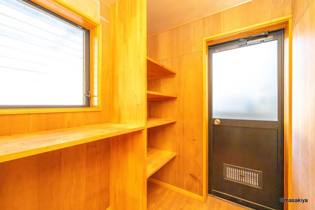 三輪三丁目戸建の収納