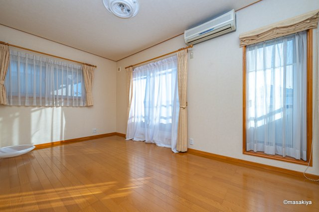 三輪三丁目戸建の洋室