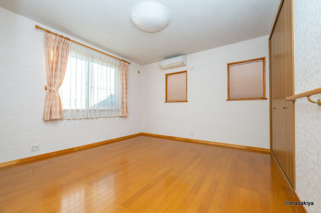 三輪三丁目戸建の洋室