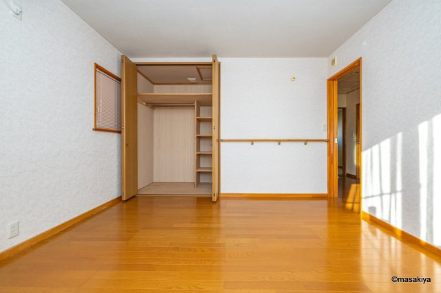 三輪三丁目戸建の洋室