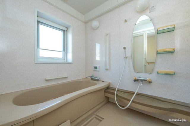 三輪三丁目戸建の浴室