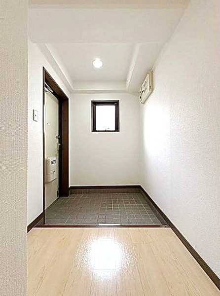 ラピス ド 相生の玄関