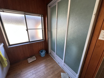 【脱衣所】 | 都原町 1,600万円