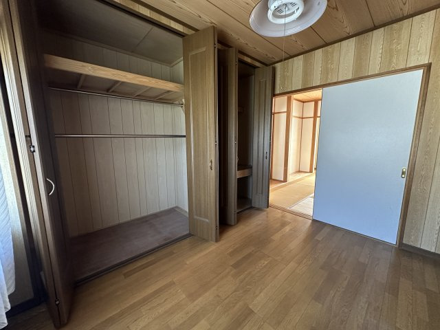 【洋室】 | 都原町 1,600万円