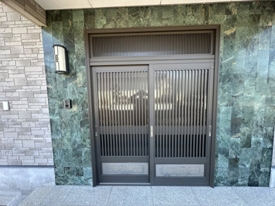 【玄関】 | 都原町 1,600万円