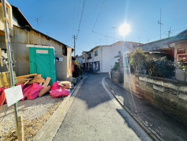 太秦安井辰巳町　新築戸建