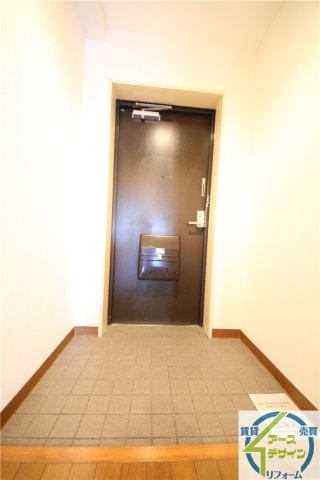 マウンティン・ツーの玄関|※類似部屋