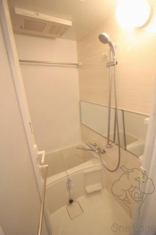 スプランディッド十三本町の浴室