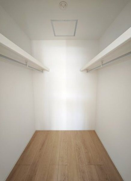 吉根貸戸建ＷＥＳＴ ＷＩＮＧの収納