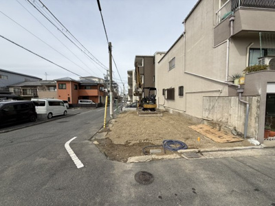 【前面道路含む現地写真】 | 【プレイワーク香ヶ丘町Ⅱ】新築建売・浅香山小・南西角地・4LDK・堺市堺区香ヶ丘町5丁 | 前面道路含む現地写真です
