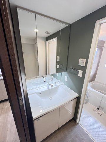 ライフフィールド都島　ラ・フォンテの洗面所