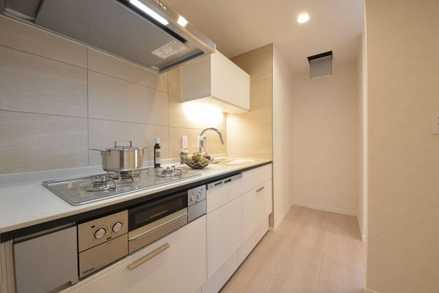 クレッセント麻布Ⅱのキッチン|2025年12月6日イメージ家具設置