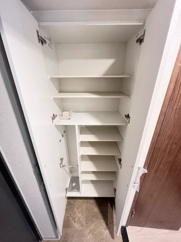 ライフフィールド都島　ラ・フォンテの玄関