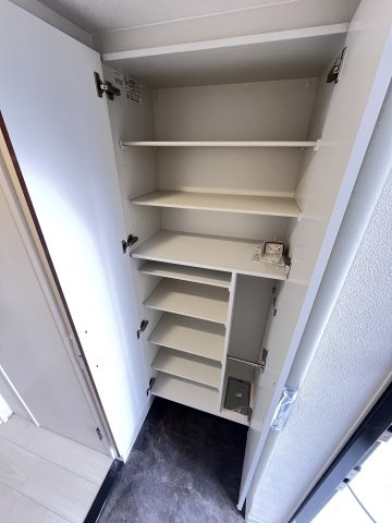 ライフフィールド都島　ラ・フォンテの玄関